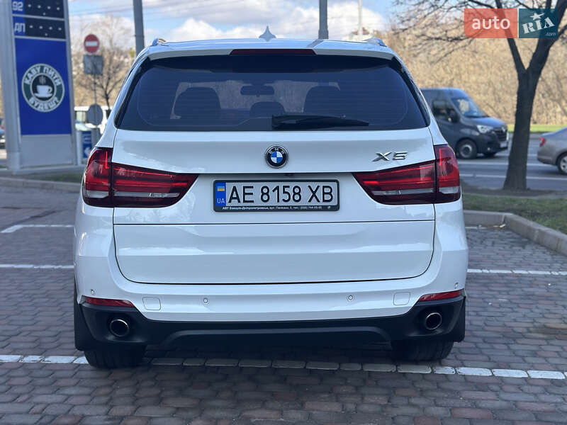 Позашляховик / Кросовер BMW X5 2015 в Києві