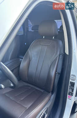 Внедорожник / Кроссовер BMW X5 2015 в 