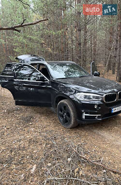 Позашляховик / Кросовер BMW X5 2014 в 