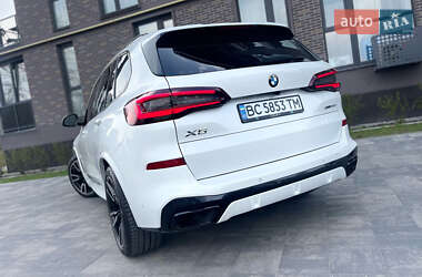 Позашляховик / Кросовер BMW X5 2022 в 