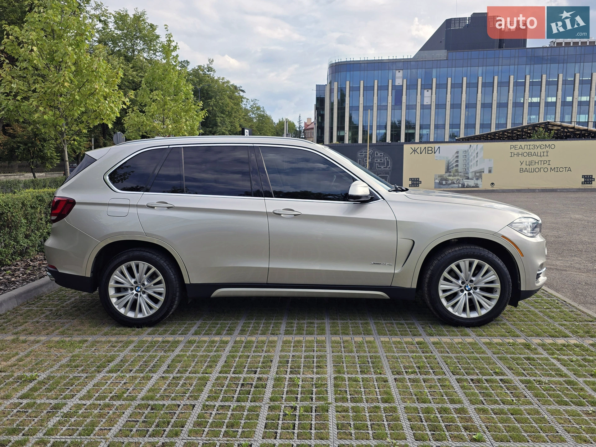 2015 BMW X5 - мініатюра 2