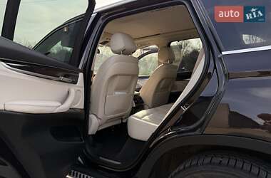 Внедорожник / Кроссовер BMW X5 2015 в 