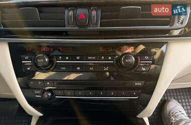 Внедорожник / Кроссовер BMW X5 2015 в 