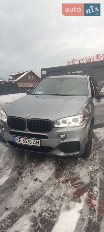 Внедорожник / Кроссовер BMW X5 2014 в Ужгороде