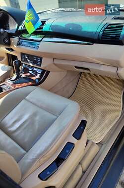 Позашляховик / Кросовер BMW X5 2005 в 