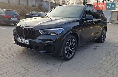 Внедорожник / Кроссовер BMW X5 2019 в 