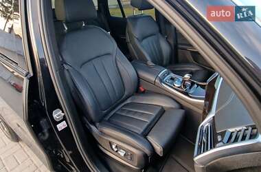 Внедорожник / Кроссовер BMW X5 2019 в 