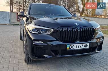 Внедорожник / Кроссовер BMW X5 2019 в 