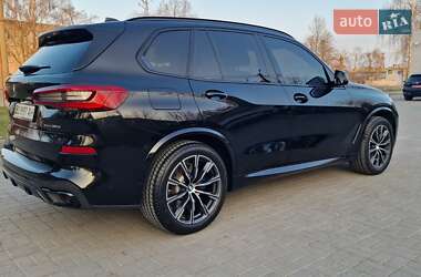 Внедорожник / Кроссовер BMW X5 2019 в 