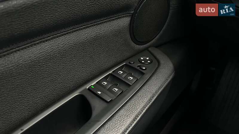 Позашляховик / Кросовер BMW X5 2012 в Львові