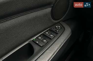 Позашляховик / Кросовер BMW X5 2012 в 