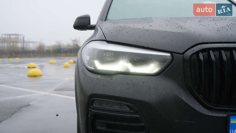 Позашляховик / Кросовер BMW X5 2019 в 