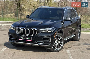 Внедорожник / Кроссовер BMW X5 2021 в 