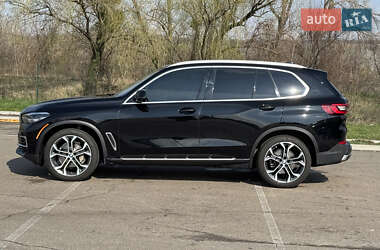 Внедорожник / Кроссовер BMW X5 2021 в 