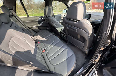Внедорожник / Кроссовер BMW X5 2021 в 