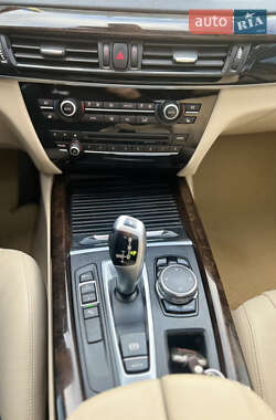 Внедорожник / Кроссовер BMW X5 2014 в 