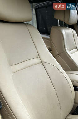 Внедорожник / Кроссовер BMW X5 2012 в 
