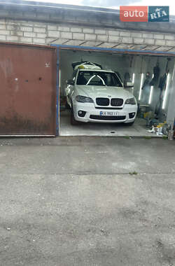 Внедорожник / Кроссовер BMW X5 2011 в 
