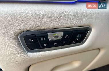 Внедорожник / Кроссовер BMW X5 2019 в 