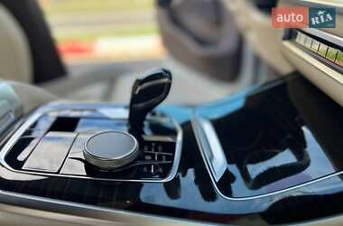 Внедорожник / Кроссовер BMW X5 2019 в 