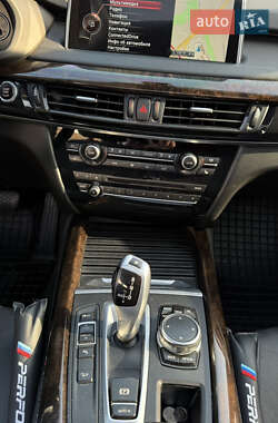 Внедорожник / Кроссовер BMW X5 2016 в 