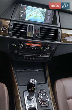Внедорожник / Кроссовер BMW X5 2011 в 