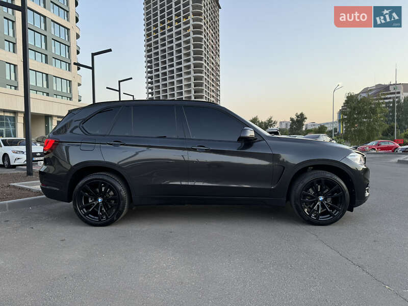 Позашляховик / Кросовер BMW X5 2014 в Дніпрі