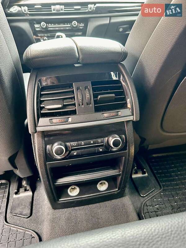 Позашляховик / Кросовер BMW X5 2015 в Києві фото 23 Позашляховик / Кросовер BMW X5 2015 в Києві