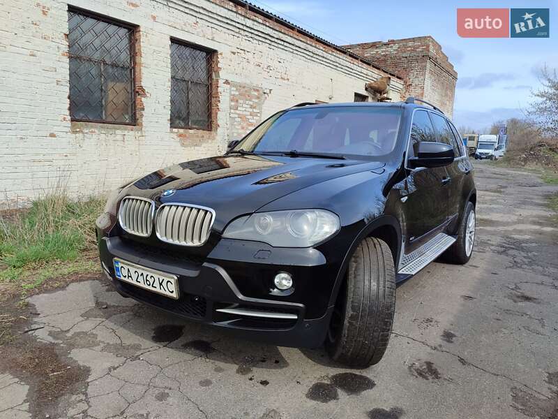 Внедорожник / Кроссовер BMW X5 2007 в 