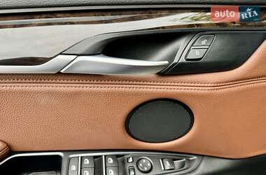 Внедорожник / Кроссовер BMW X5 2015 в 