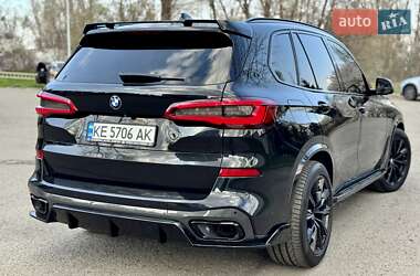 Позашляховик / Кросовер BMW X5 2018 в 