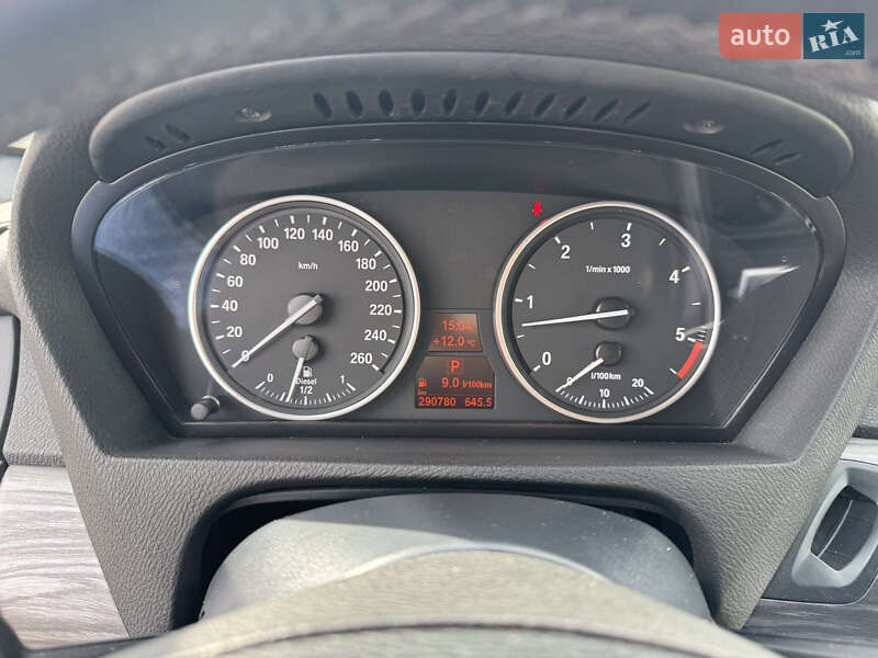 Внедорожник / Кроссовер BMW X5 2010 в Новомосковске