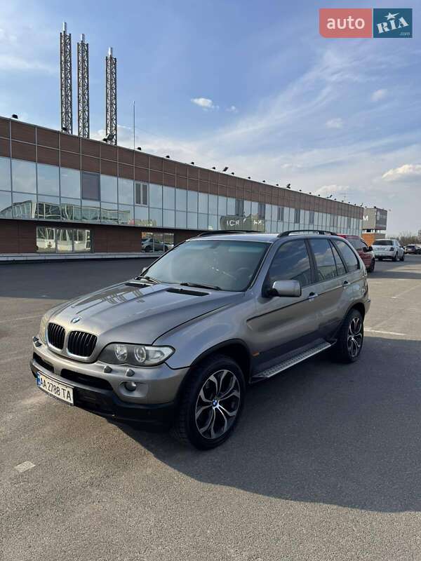 Позашляховик / Кросовер BMW X5 2004 в Києві