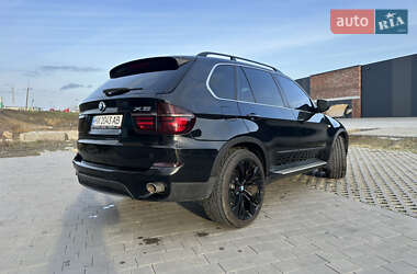 Позашляховик / Кросовер BMW X5 2013 в 