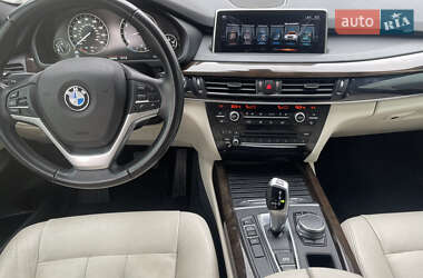 Позашляховик / Кросовер BMW X5 2016 в 