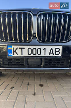 Внедорожник / Кроссовер BMW X5 2018 в 