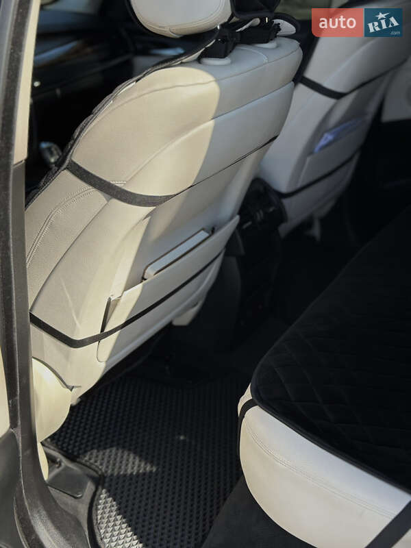 Позашляховик / Кросовер BMW X5 2013 в Івано-Франківську