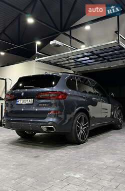 Внедорожник / Кроссовер BMW X5 2018 в 