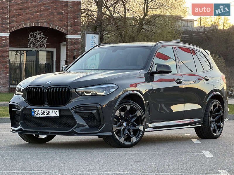 Внедорожник / Кроссовер BMW X5 2021 в 