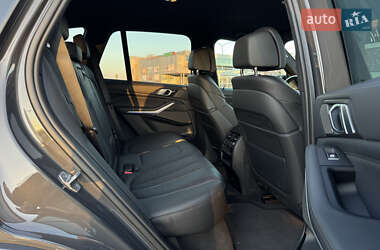 Внедорожник / Кроссовер BMW X5 2021 в 