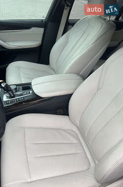 Внедорожник / Кроссовер BMW X5 2014 в 