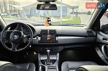 Внедорожник / Кроссовер BMW X5 2004 в 