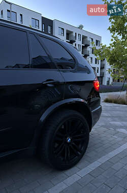 Внедорожник / Кроссовер BMW X5 2011 в 