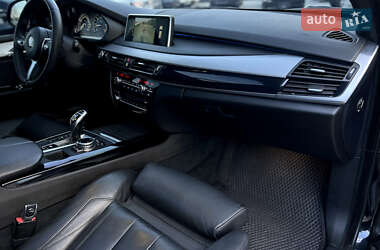 Позашляховик / Кросовер BMW X5 2013 в 
