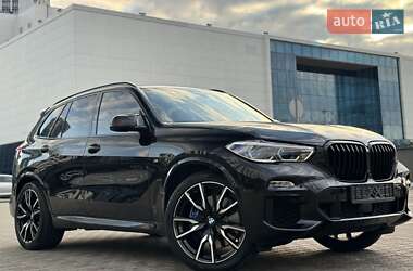 Позашляховик / Кросовер BMW X5 2019 в 