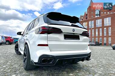 Внедорожник / Кроссовер BMW X5 2019 в 