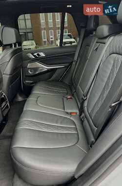 Внедорожник / Кроссовер BMW X5 2019 в 