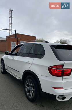 Внедорожник / Кроссовер BMW X5 2011 в 