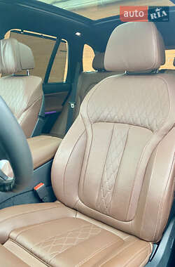 Позашляховик / Кросовер BMW X5 2021 в 