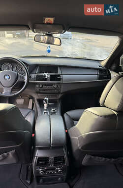 Внедорожник / Кроссовер BMW X5 2011 в 